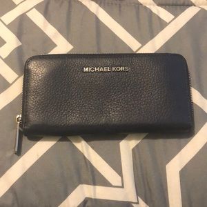 Michael Kors Wallet!